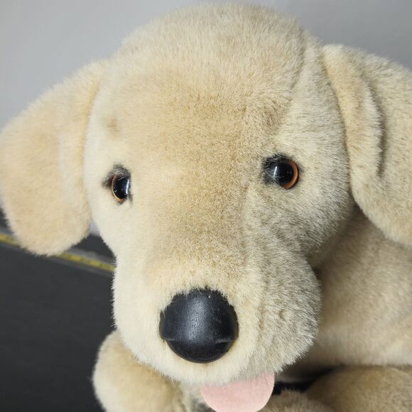LARGE Vintage Douglas Cuddle Toys Realistic Yellow Labrador 28" Plush Dog - Picture 2 of 9